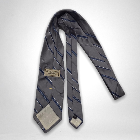 Please see new listing. - Picture 3 of 8